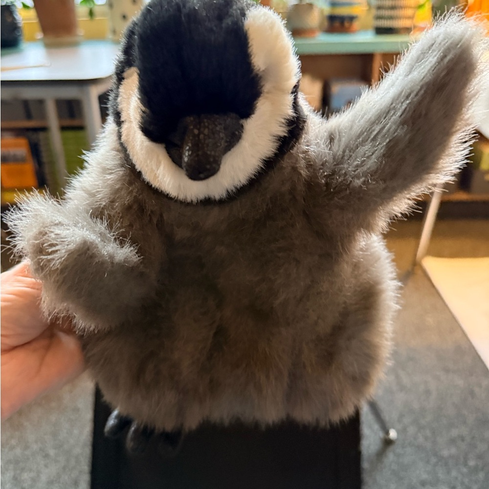 Folkmanis hand puppet Plush Penguin Toy for Small Pets - Picture 4 of 8